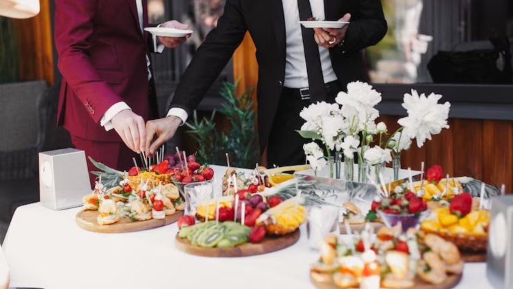 How To Choose The Catering Service For Corporate Events?